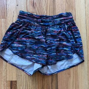 Lululemon Tracker Shorts size 6